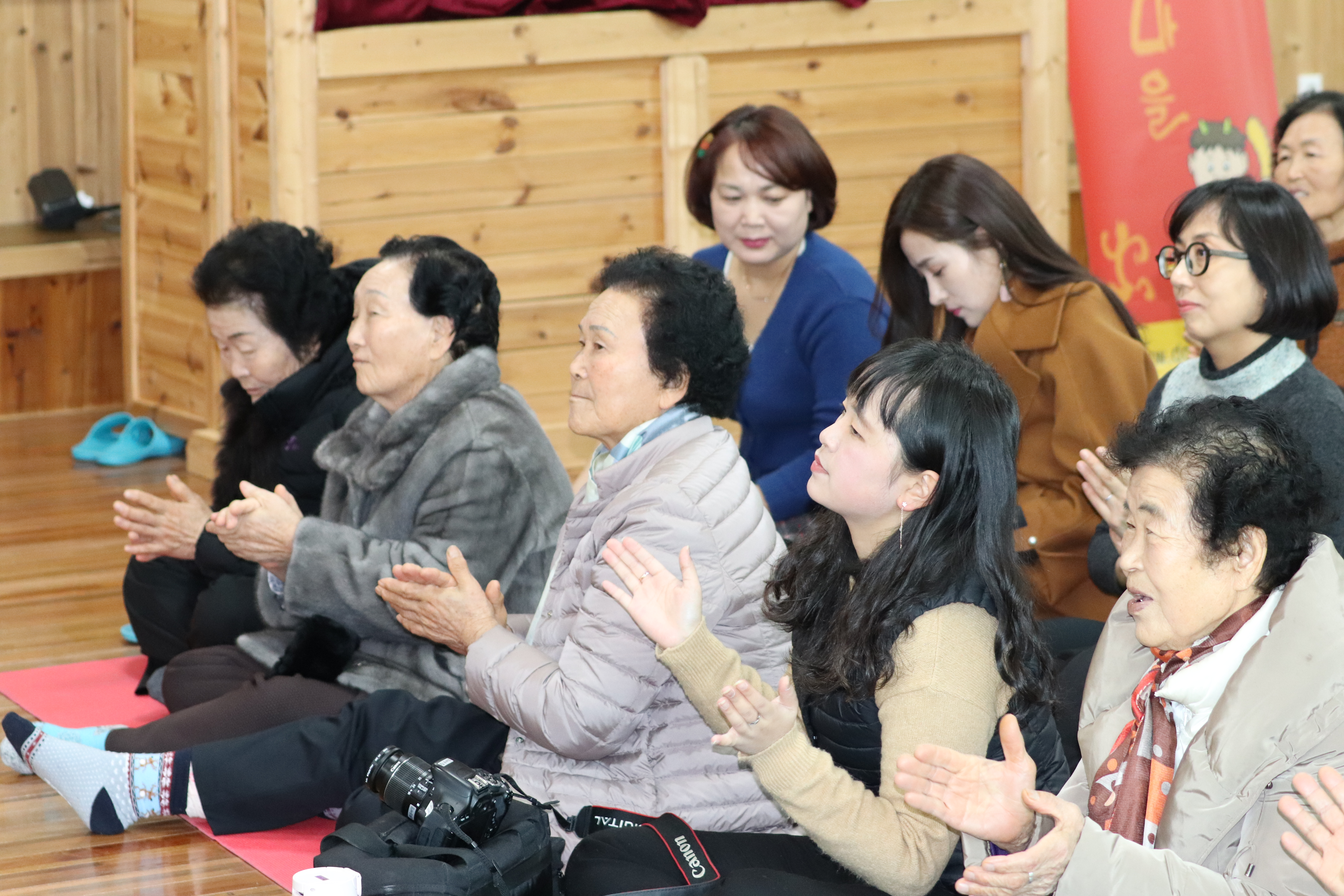 �̹��� 3:�׸�å"������" �Ⱓ ��� �ų� ���� �� �ܼ�Ʈ