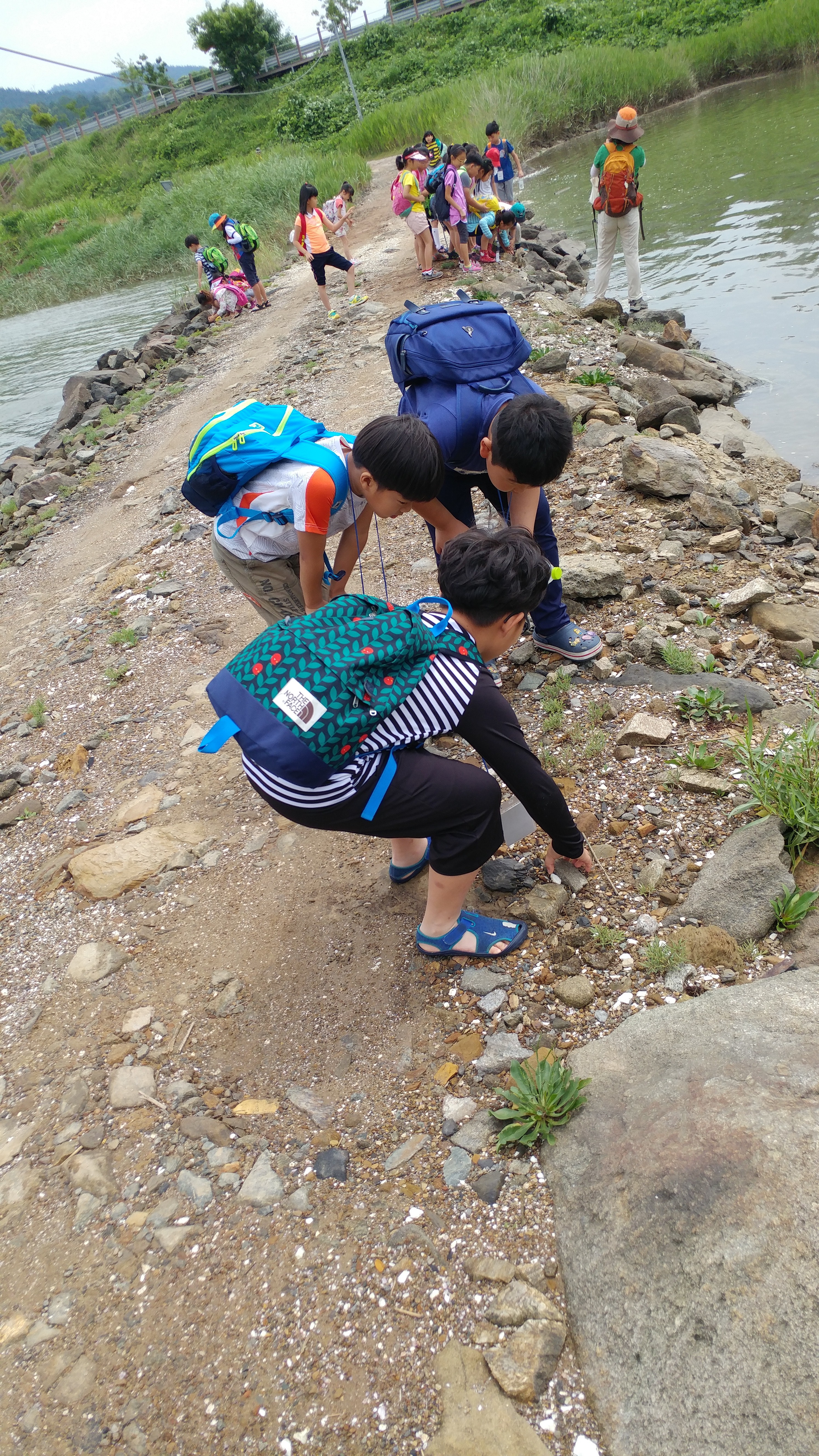 6.25  ������ �Ϸ� Ž��