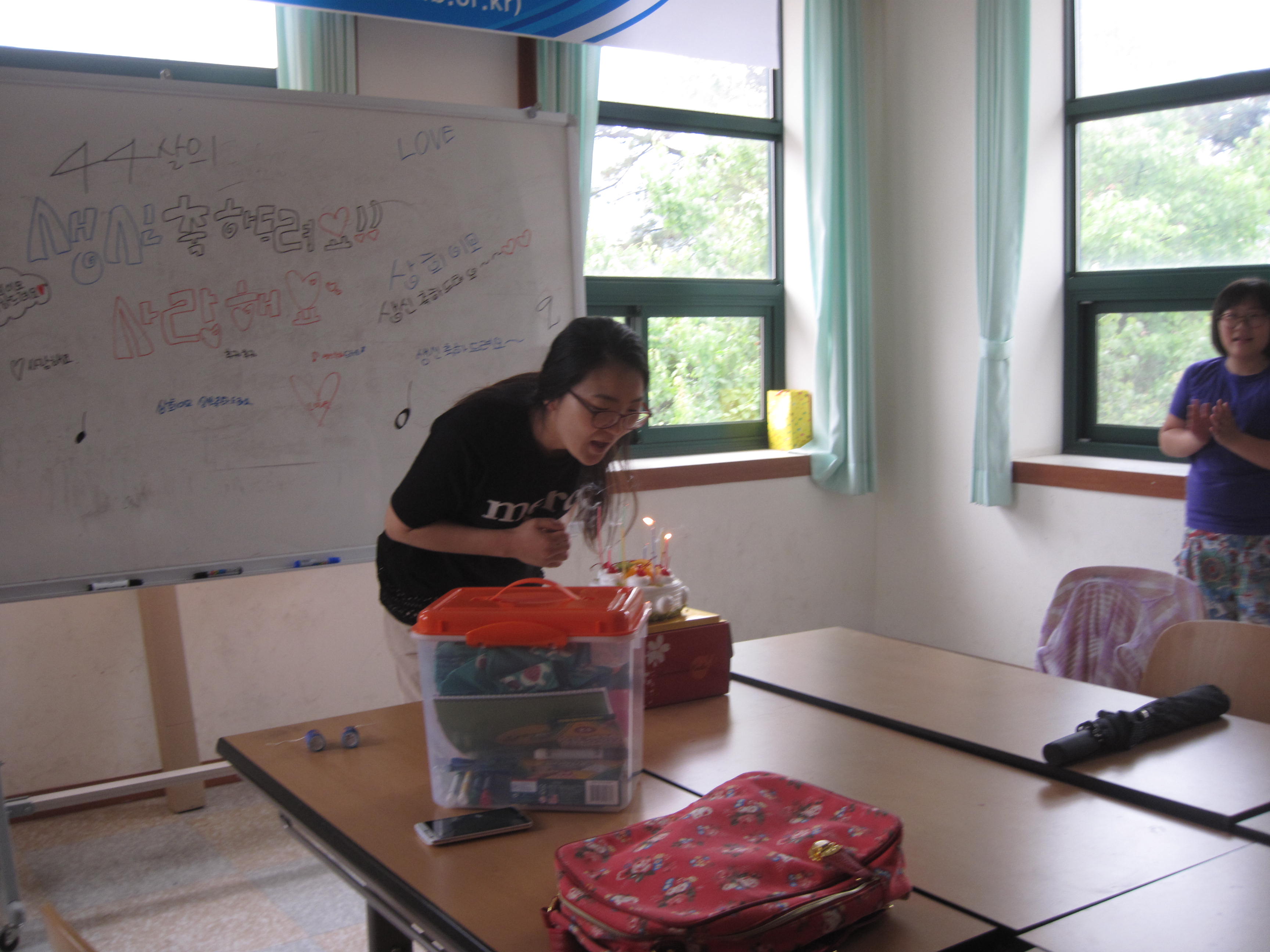 �����~���� �����ؿ� ^^  �޴ٶ� ����б� ���̵��� ��¦��Ƽ