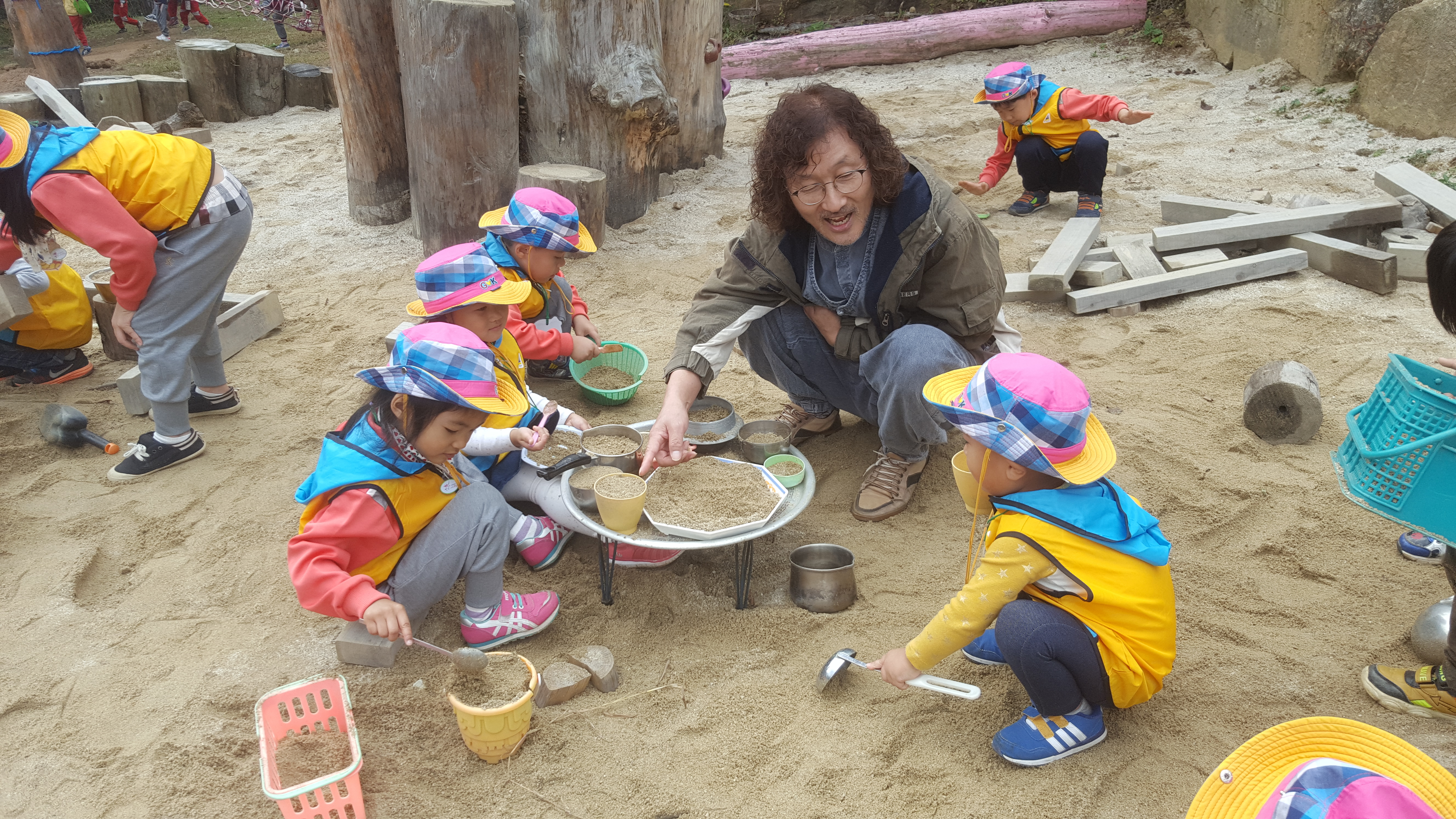 �̹��� 2:�𷡳���