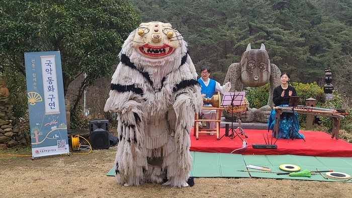 �̹��� 1:������������������ �޸� ���񽺸��� ������